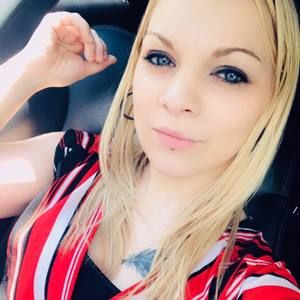 Meet your Posher, Connie